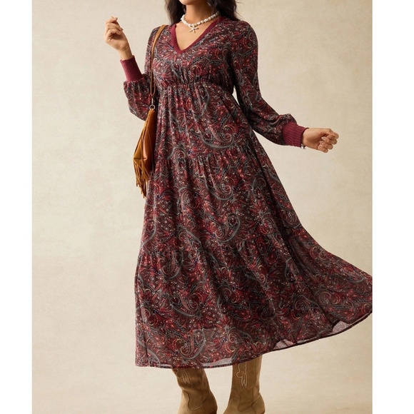 Maternity Paisley Print V neck High Waisted Long sleeve Dress - Picture 4 of 5